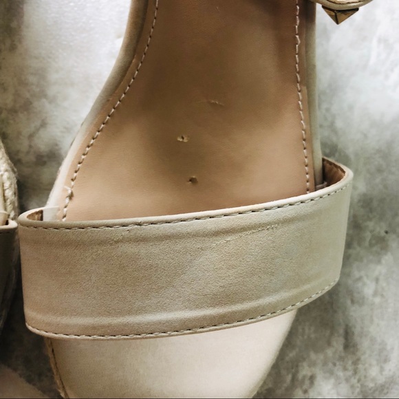 NWT tan espadrille wedges - Picture 6 of 8